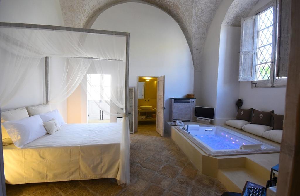 Palazzo Castriota Bed & Breakfast Alezio Exterior foto